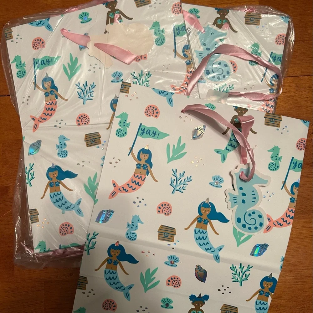 Spritz 18 Medium size Mermaid Gift Bag with Tag .
